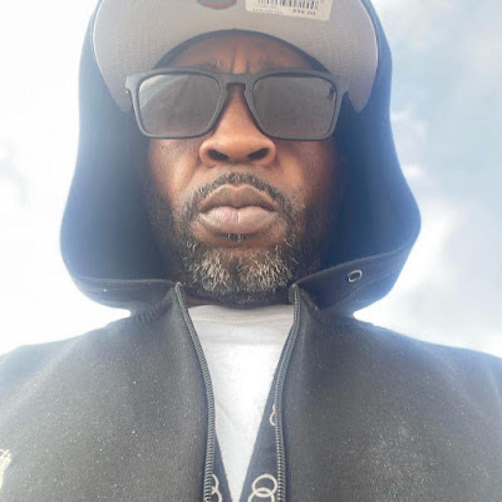 Meet your Posher, Reginald